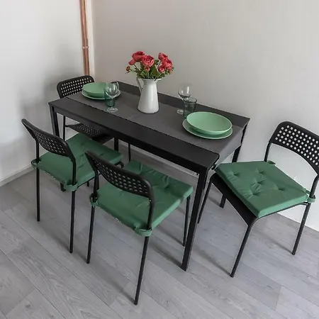 Hostel Mendel Square
